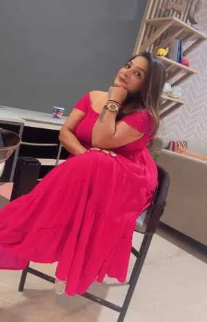 female escorts in Paschim Vihar